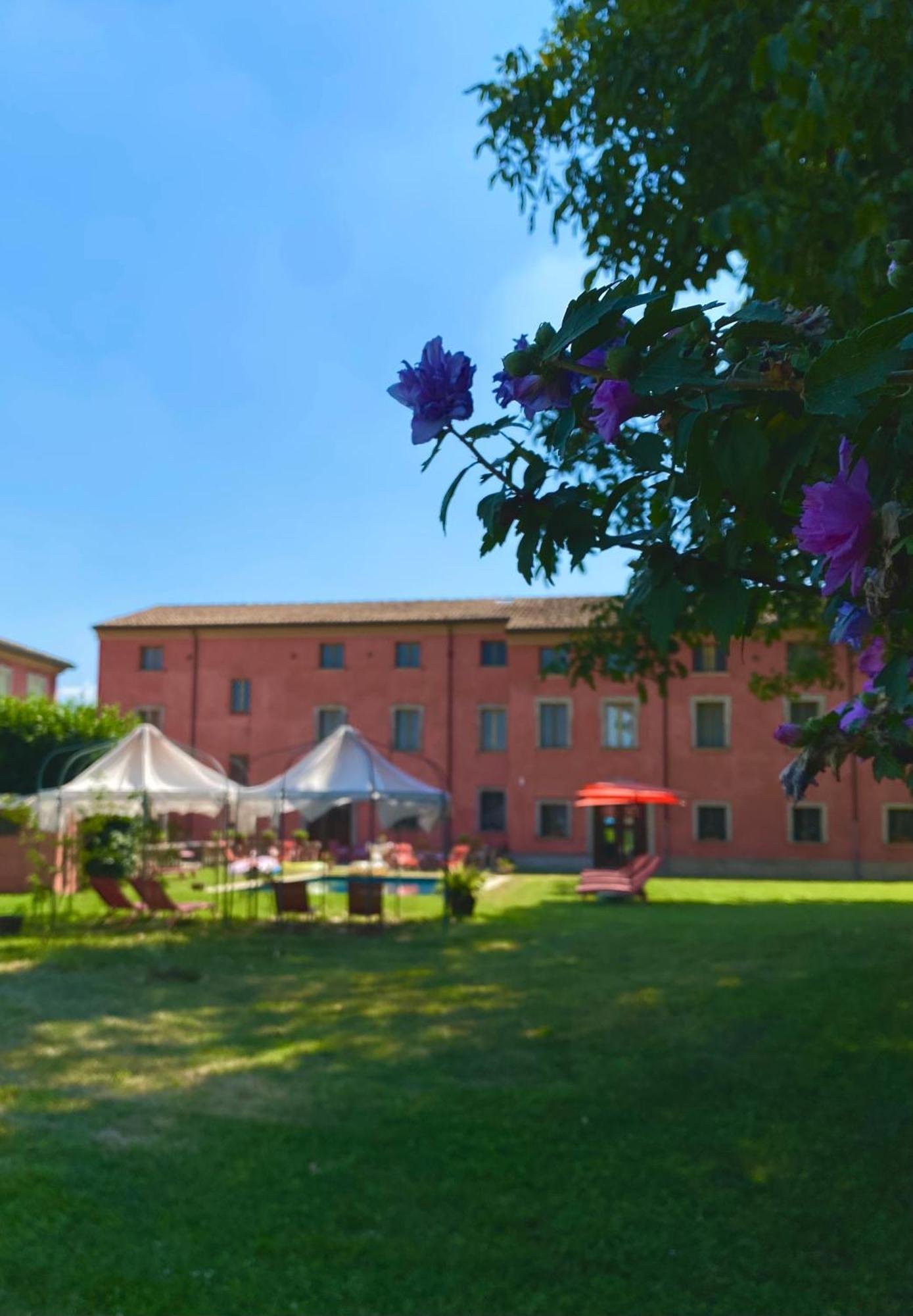 Hotel Villa Montanarini Villarotta Buitenkant foto