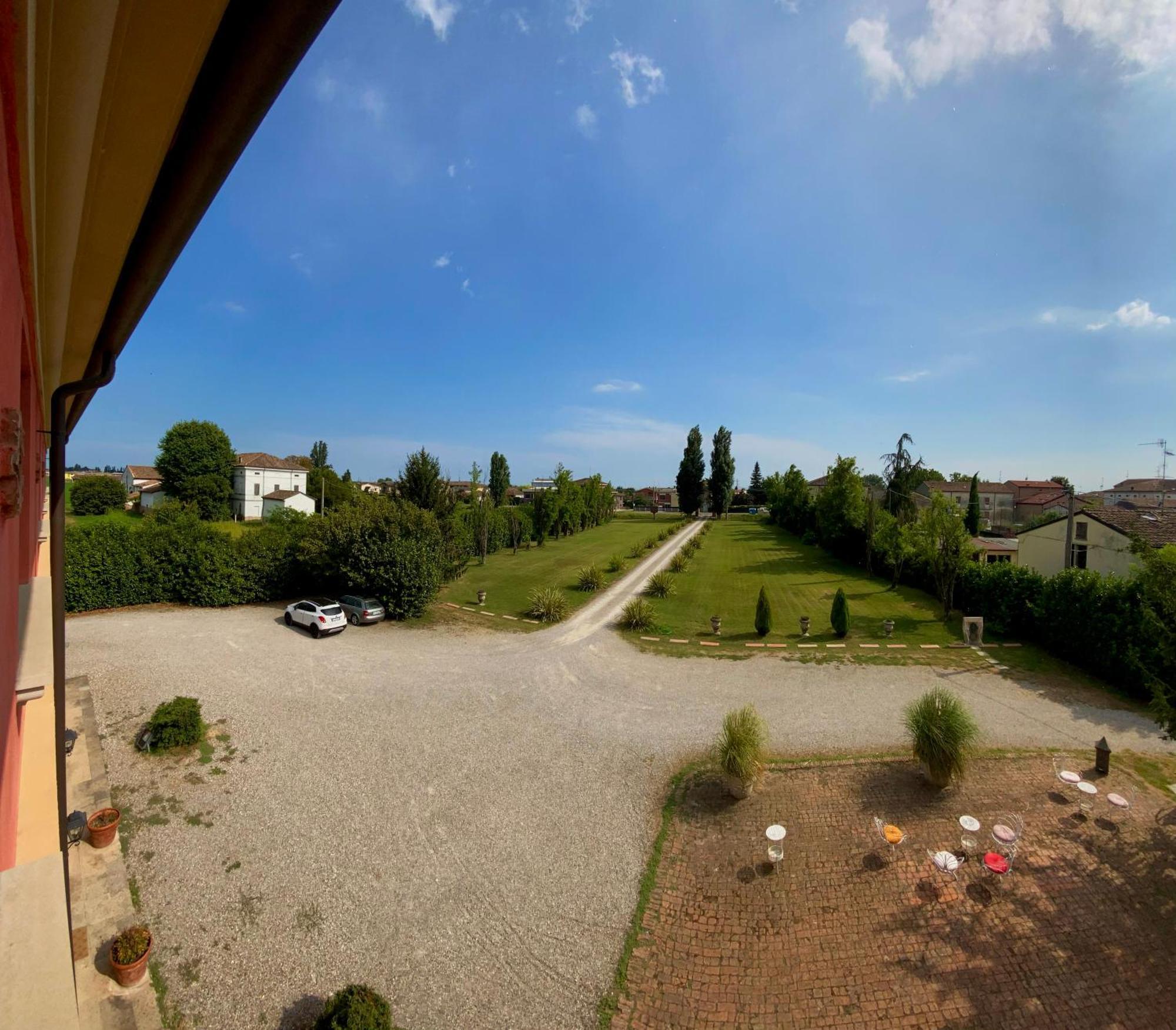 Hotel Villa Montanarini Villarotta Buitenkant foto
