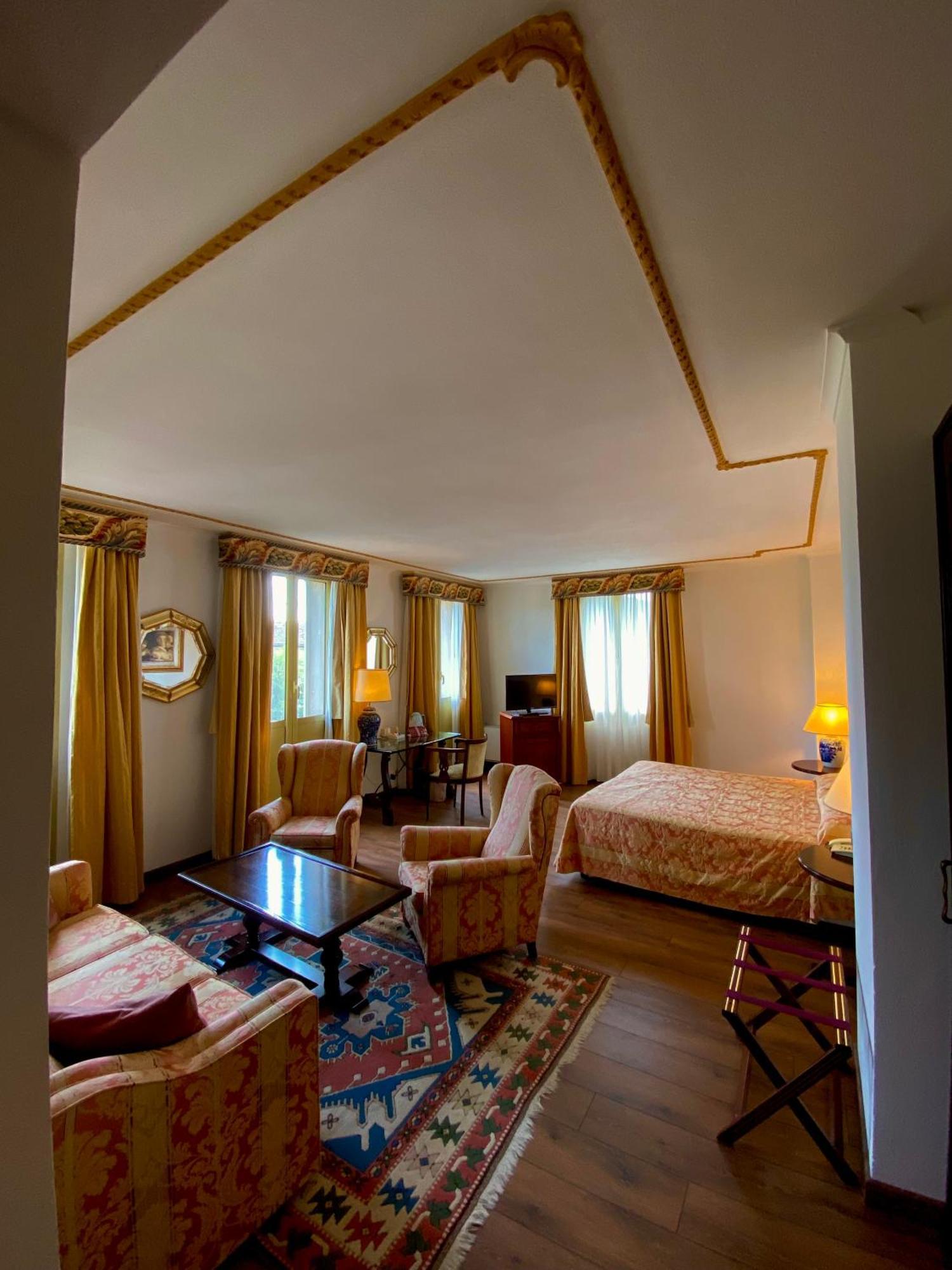 Hotel Villa Montanarini Villarotta Buitenkant foto
