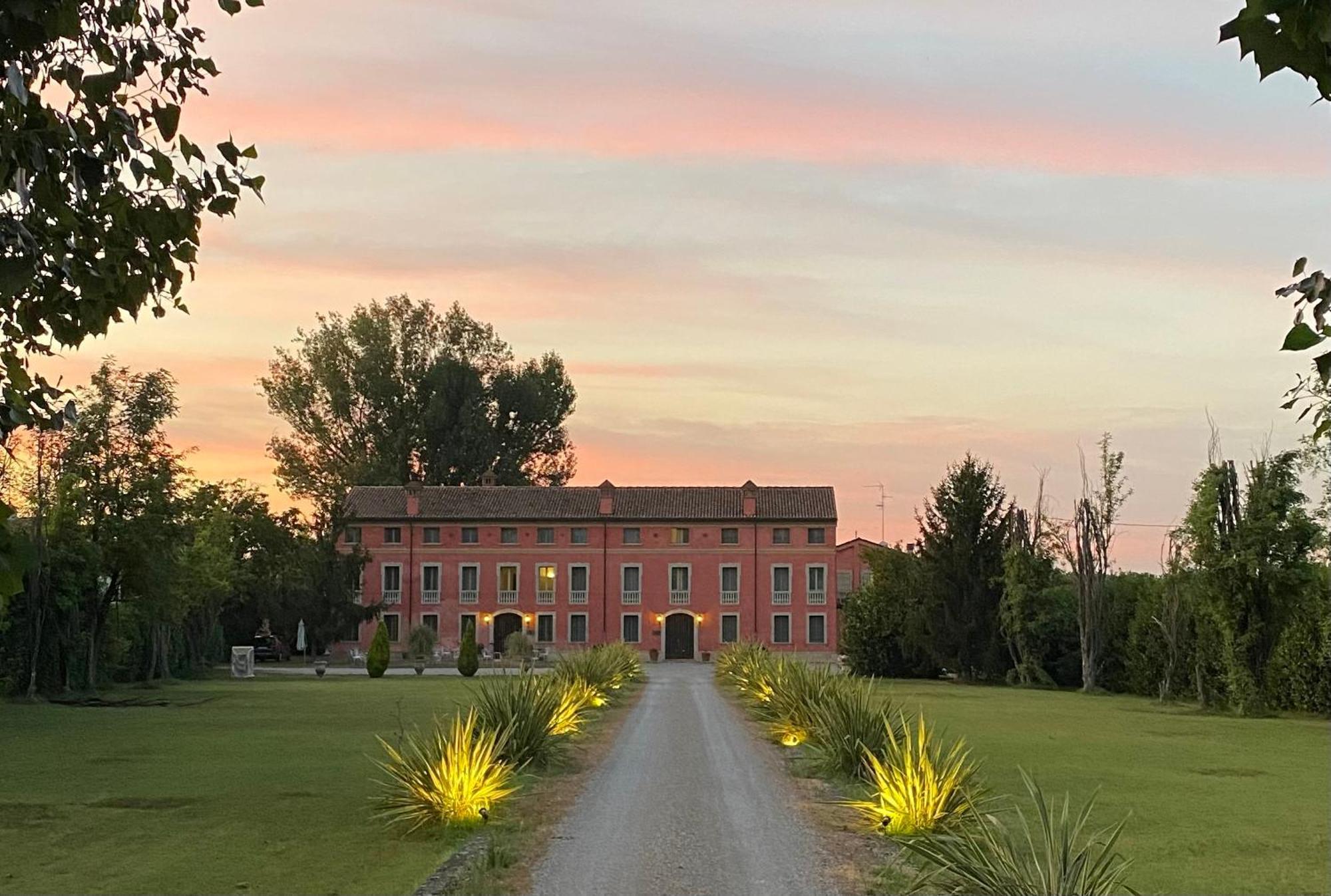 Hotel Villa Montanarini Villarotta Buitenkant foto