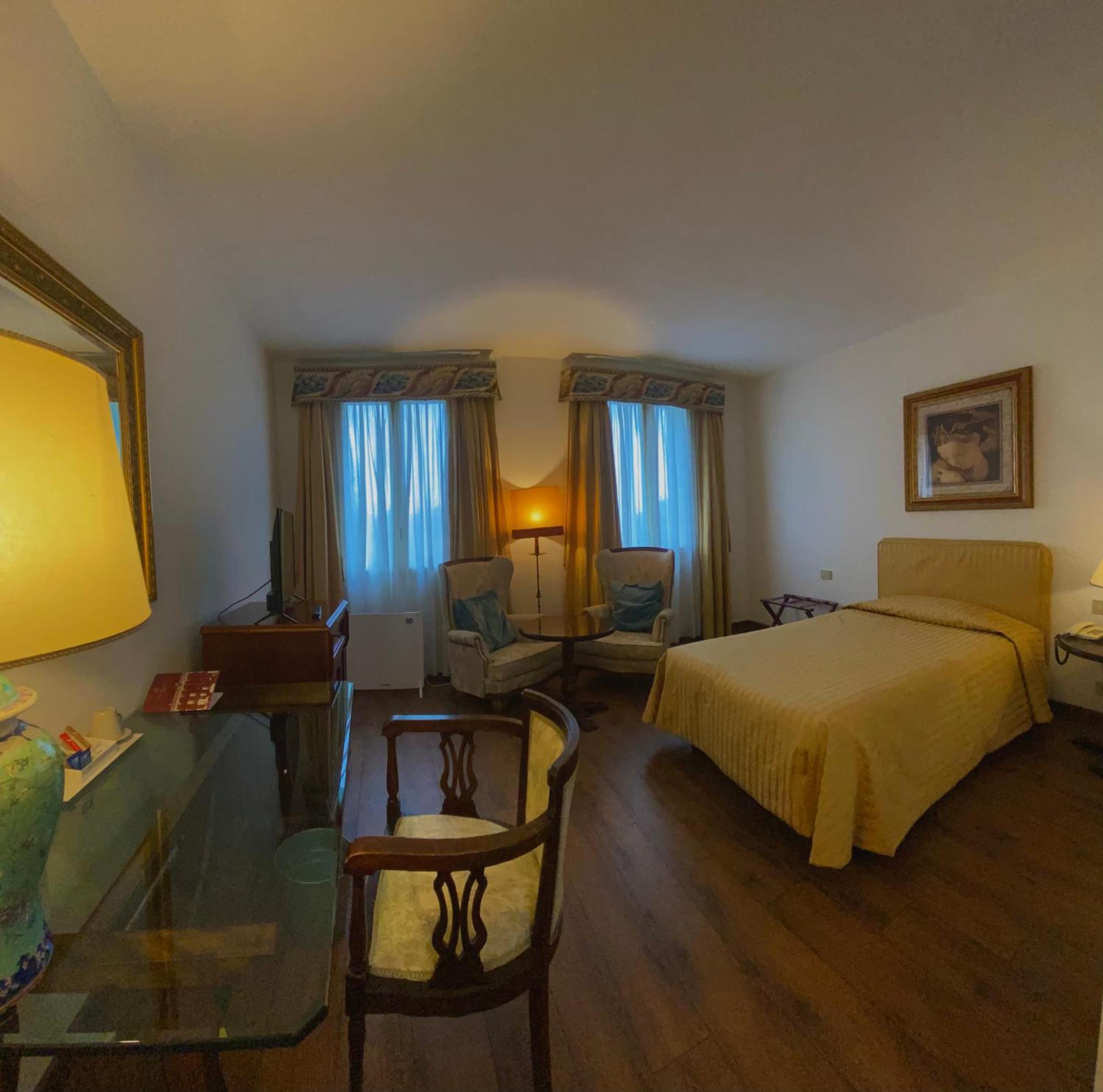 Hotel Villa Montanarini Villarotta Buitenkant foto