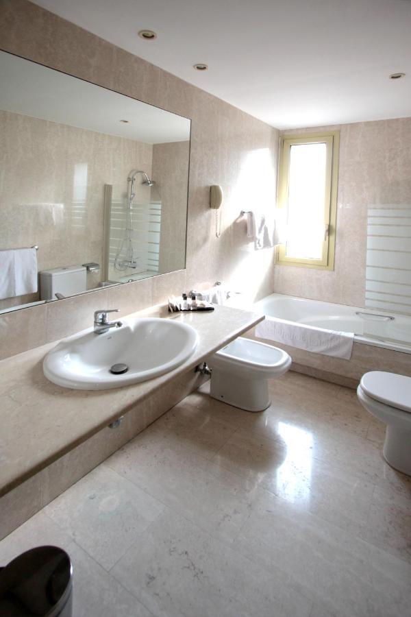 Hotel Villa Montanarini Villarotta Buitenkant foto